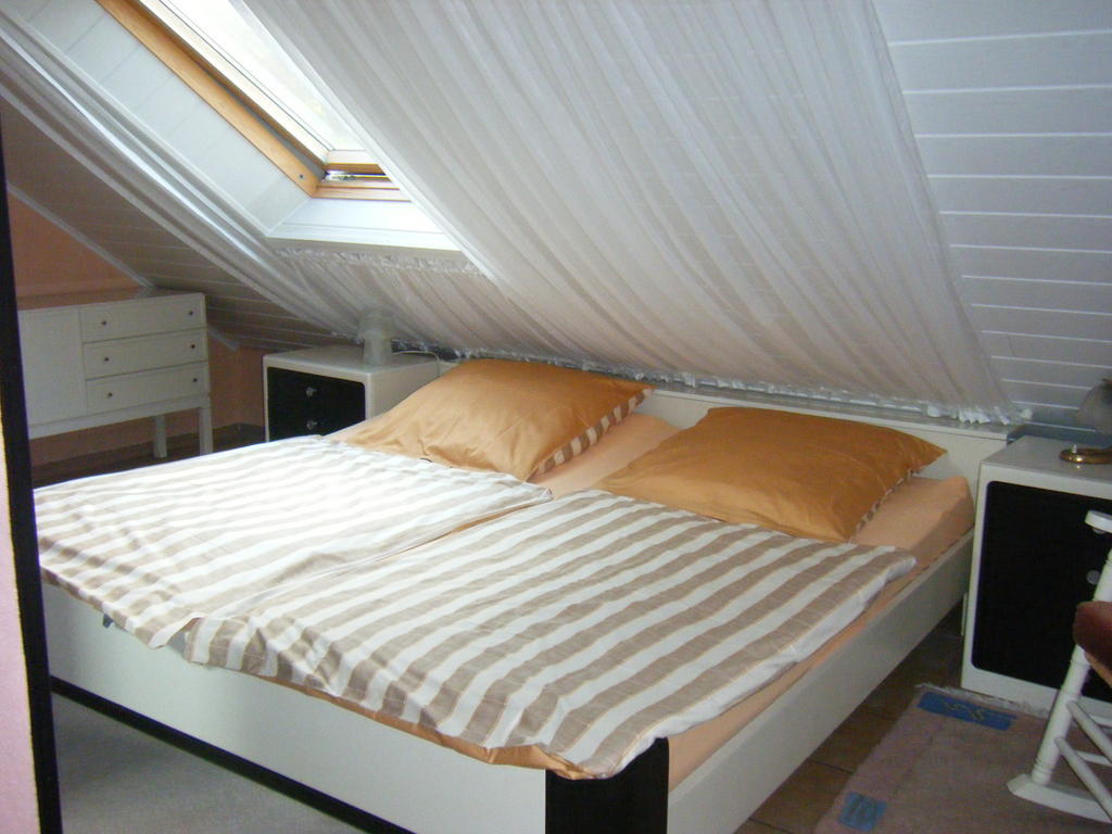 Ferienwohnung M. Lemmermeyer Neumagen-Dhron Habitación foto